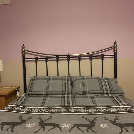 Gasthuis 2 , Williamstown, Ireland Crumlin (Mayo)