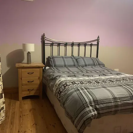 Pensión 2 , Williamstown, Ireland