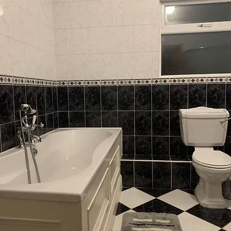 2 , Williamstown, Ireland Pensión Crumlin (Mayo)