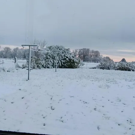 2 , Williamstown, Ireland * Crumlin (Mayo)